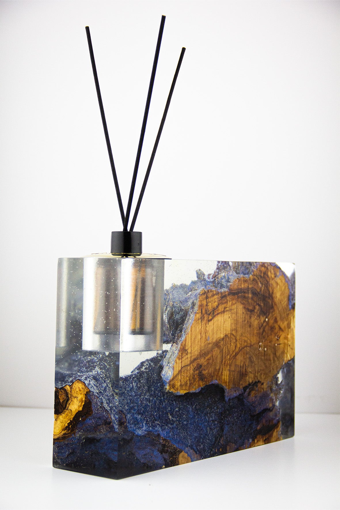 Büyük Boy El Yapımı Epoksi & Zeytin Ağacı Reed Diffuser (MAVİ)